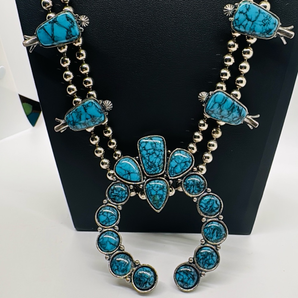 Florenta Squash Blossom necklace. Vintage - Picture 2 of 3